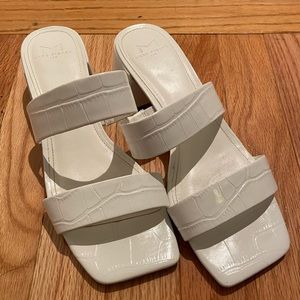 Marc Fisher short white sandals